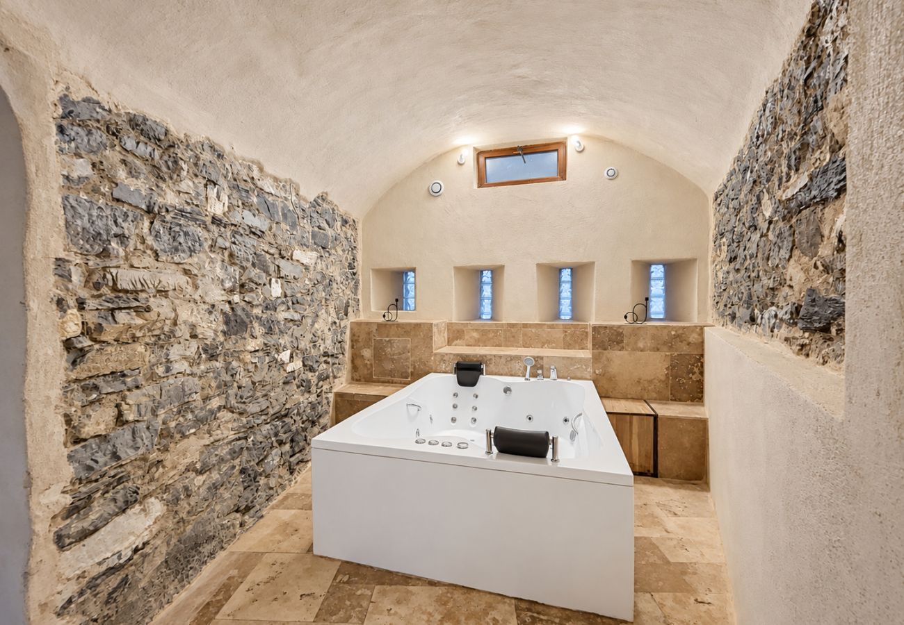 Rent by room in Mercury - Le Cavalier